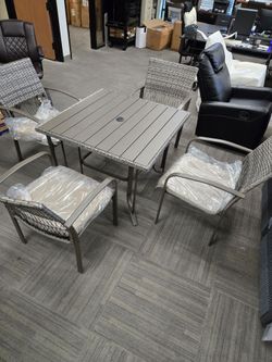 5-Piece Outdoor Patio Dining Set