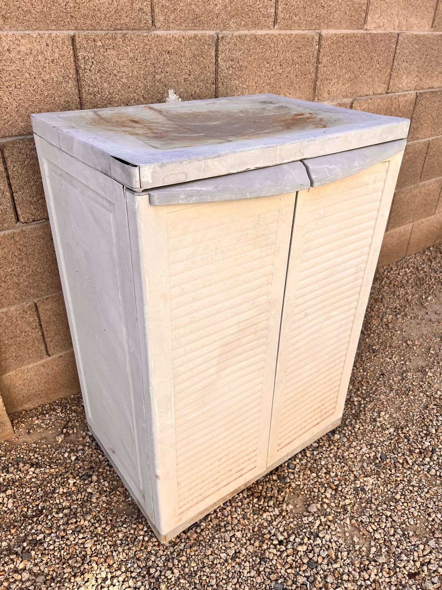 Sterilite 2 Shelf Storage Cabinet (25.5” x 19” x 36”)