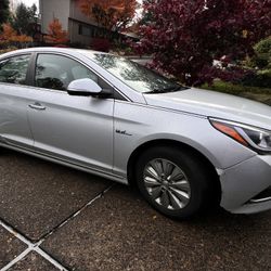 2016 Hyundai Sonata Hybrid