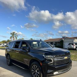 2022 Chevrolet Suburban 