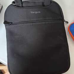 Chromebook Carry Case