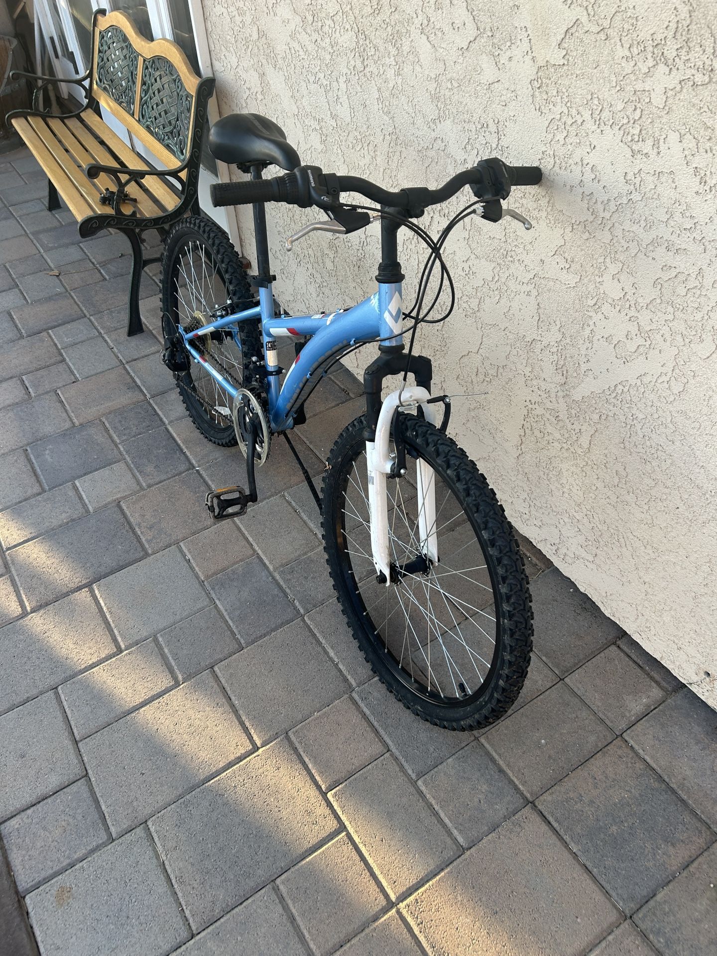 Women’s diamondback mountain bike 24 inch