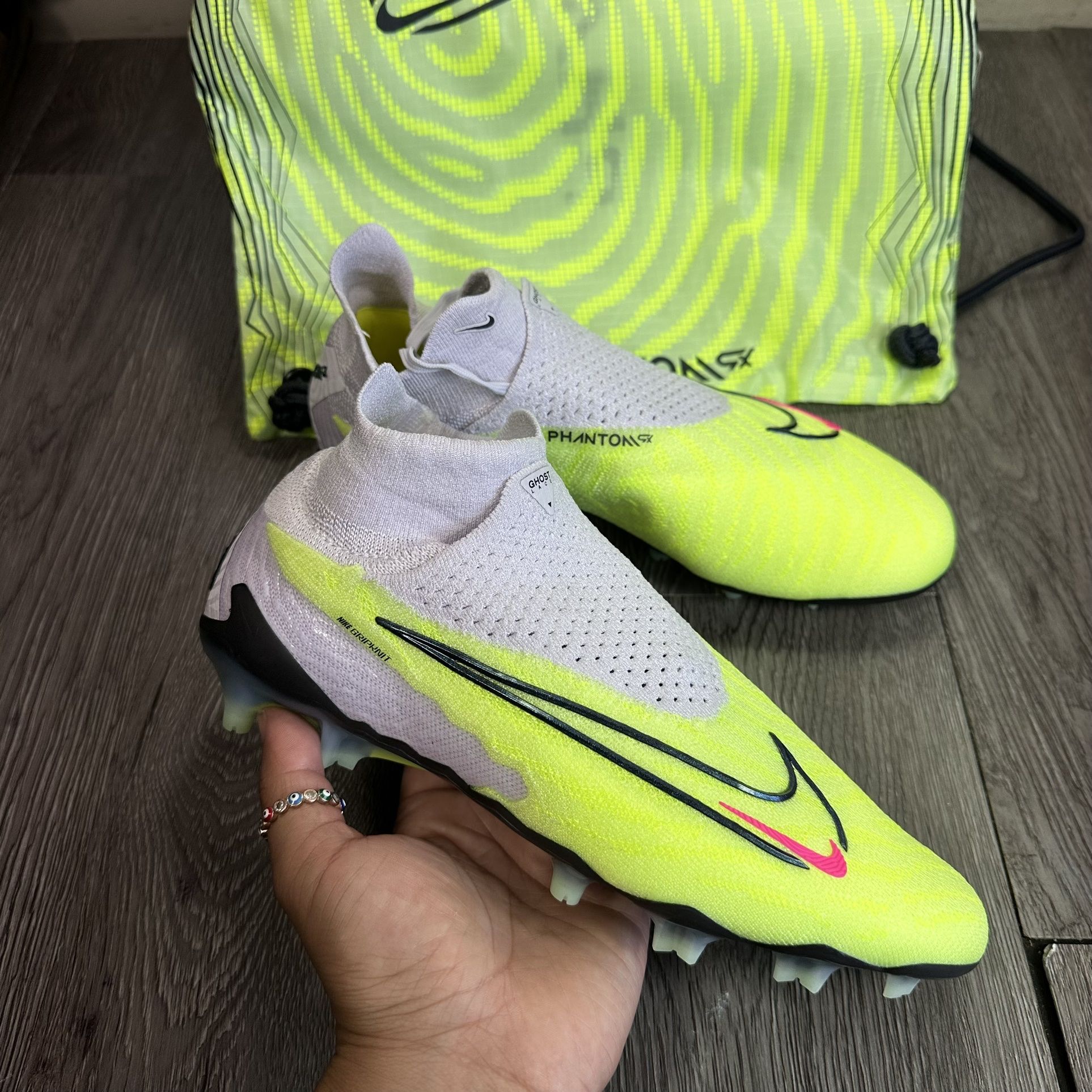 Nike Phantom GX Elite DF FG DC9969 705 Size Men s 6 Women s 7.5 Cleats for Sale in Lemon Grove CA OfferUp