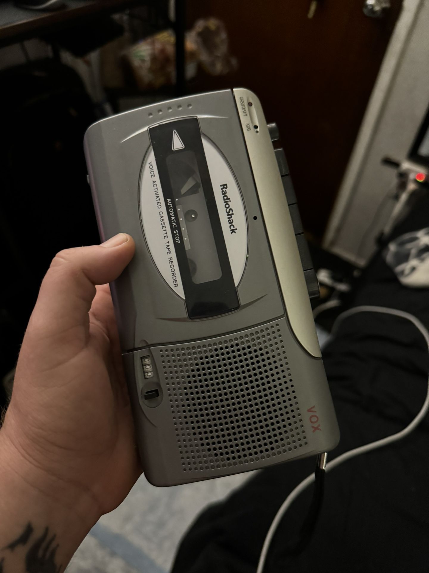 Radio Shack CTR-123 Gray Handheld Voice Activated Cassette Tape Recorder Tested