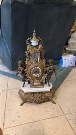 Brevettato Italian Imperial Mantle Clock Gilded White Marble Brass