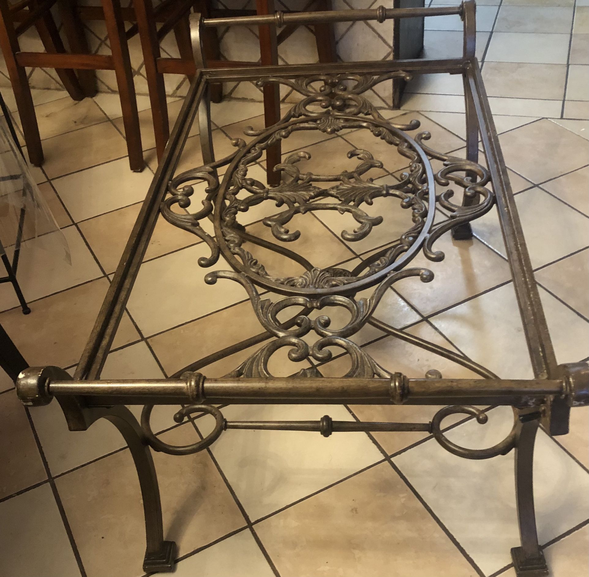 Glass/ Metal Elegant Center Table 