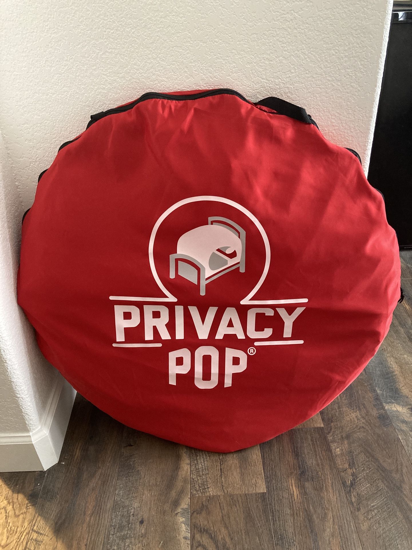 2 Privacy Pop Bed Tents Queen Size