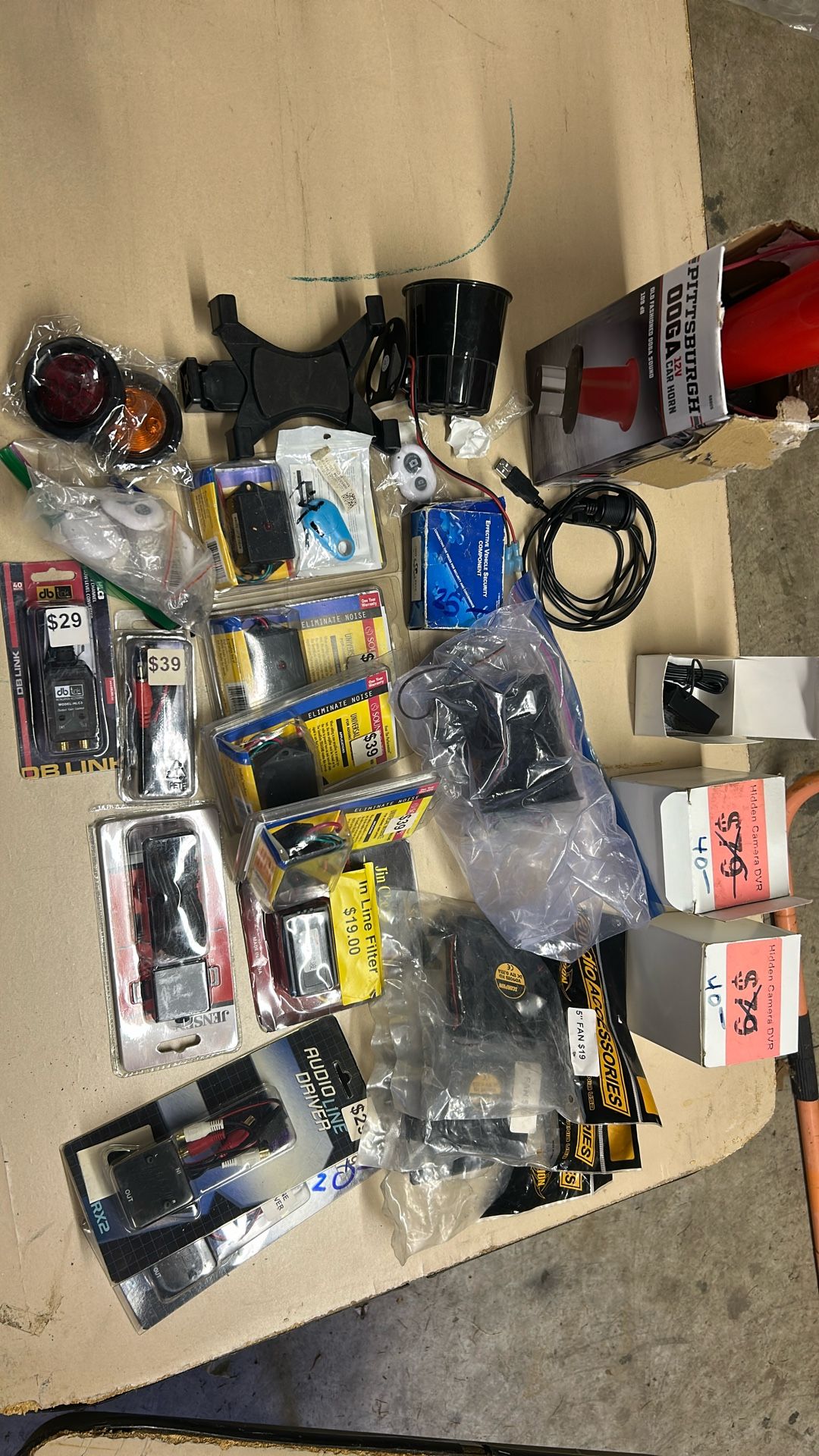 Tons Of Car Audio Accessories