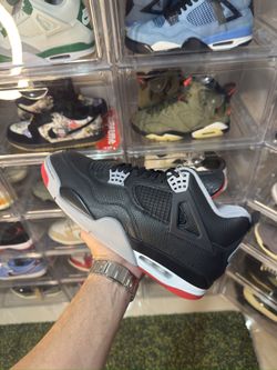Jordan 4 Bred
