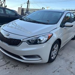  2015 Kia Forte Sedan 