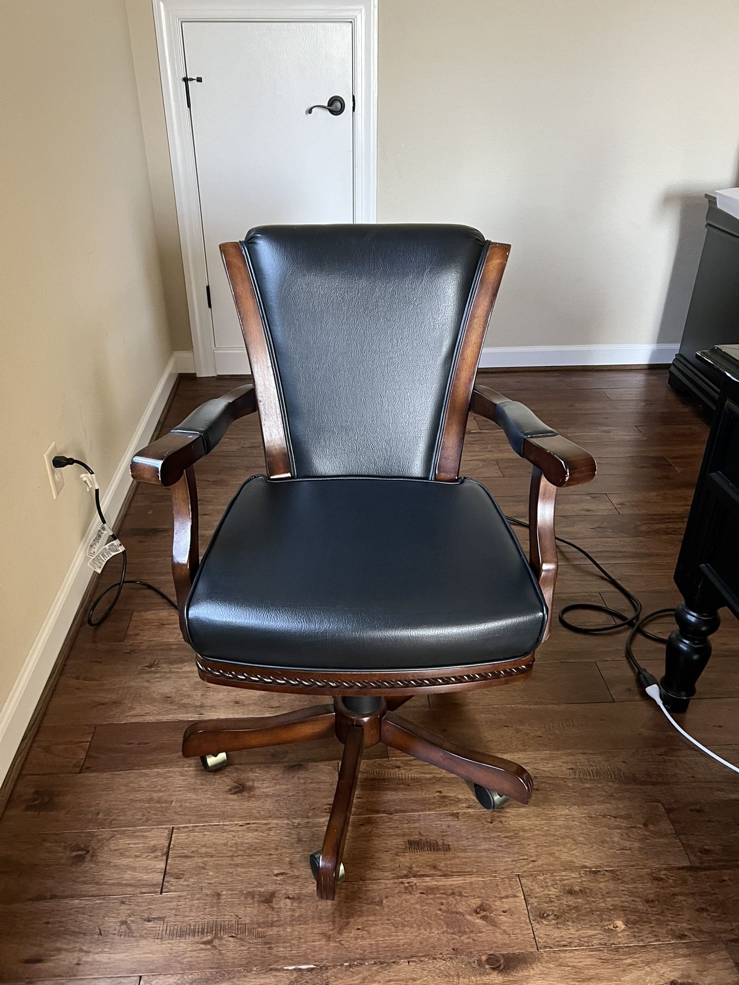 Desk Chair 