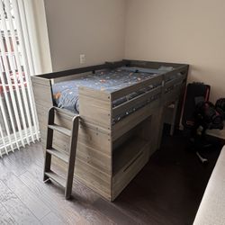 Kid’s Loft Bed - Excellent Condition