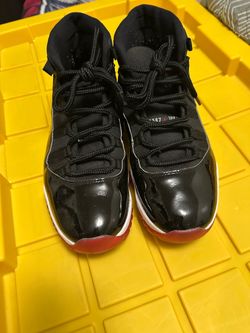 Jordan bred 11 size 10.5 men’s
