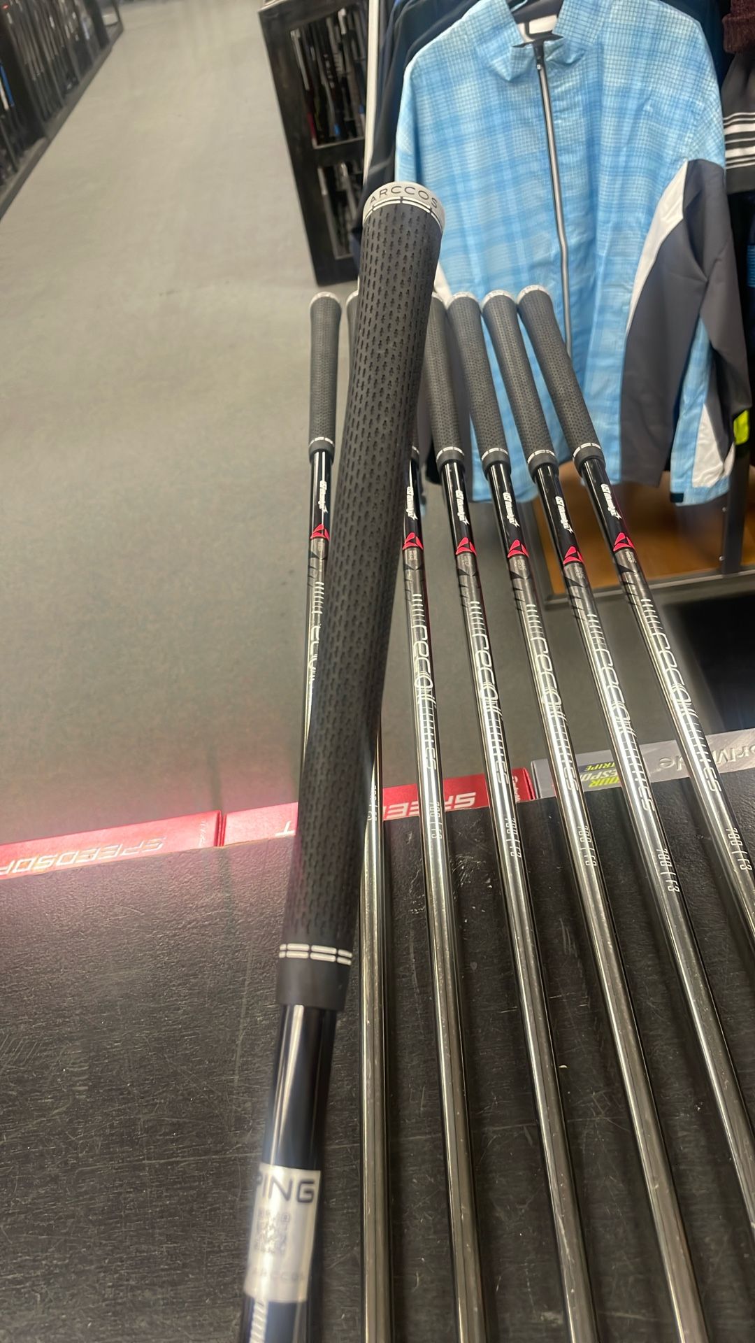 Ping G710 Iron Set thru PW/UW Right Hand Regular Flex Graphite Shaft