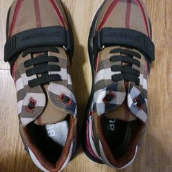 Burberry Runners 
