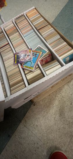 VINTAGE SPORTSCARDS NEAR MINT OR BETTER