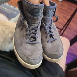 NIKE Air Jordan Retro 2 Decon Thunder Blue Shoes 897521-402 Size 11
Used in great condition 