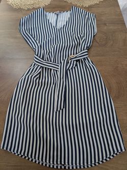 H&M Navy and White Striped Belted Cap Sleeve Shift Dress
