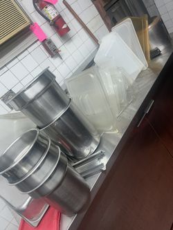 Multiple Stainless Steel Pans / Trays. Miscellaneous 