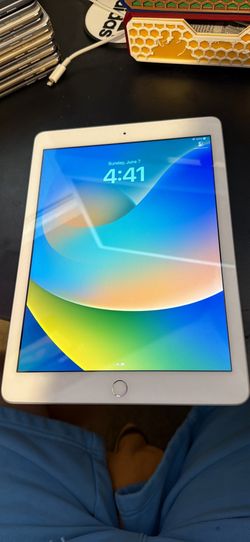 iPad 5th - 32GB - WiFi