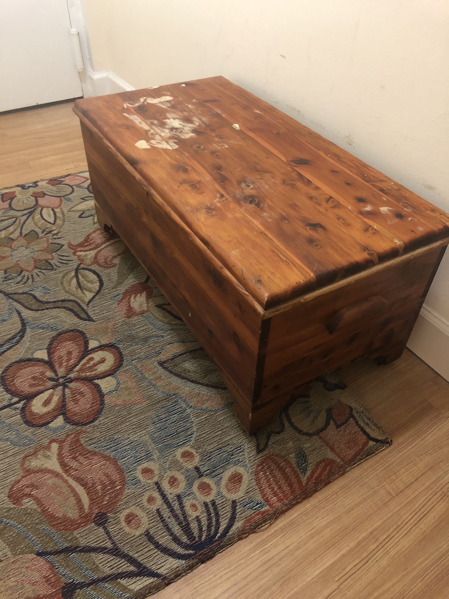 Wooden chest - Benches- shoes book storage