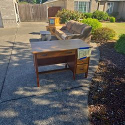 FREE FURNITURE