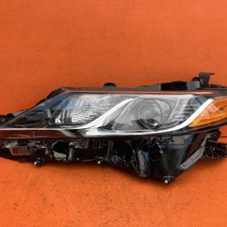 2018 2019 2020 TOYOTA CAMRY LEFT DRIVER HALOGEN HEADLIGHT W LED OEM 81150-06C40