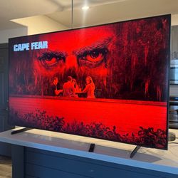 Samsung 70” UHD LED 4K Smart Tv