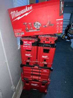 Milwaukee 4-Tool Combo Kit PACKOUT Storage System