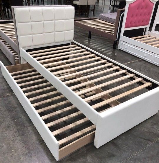 Twin Twin Size Trundle With Orthopedic Mattress