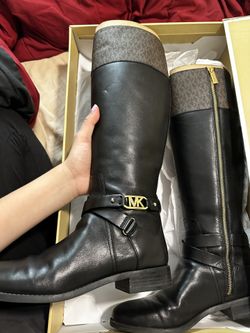 Michael Kors Boot