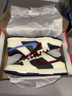 Nike dunk for green Sz 11.5