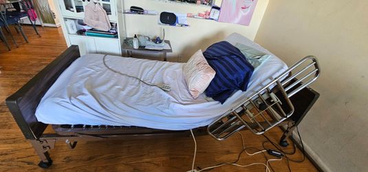 Drive Full Electric Hospital Bed