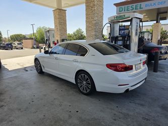 2018 BMW 530e