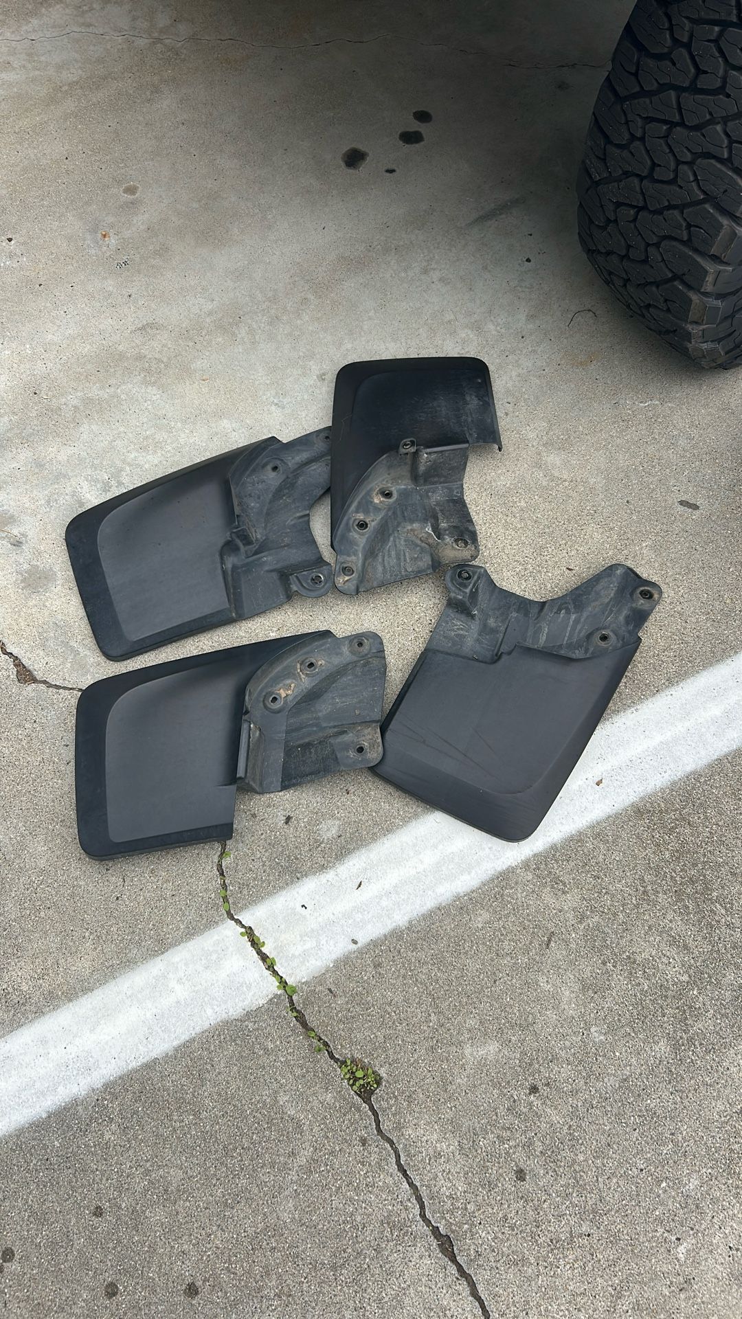 TOYOTA TACOMA 2020 GEN 3 OEM MUDFLAPS