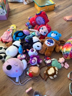 Random plush dolls blind box lightly used