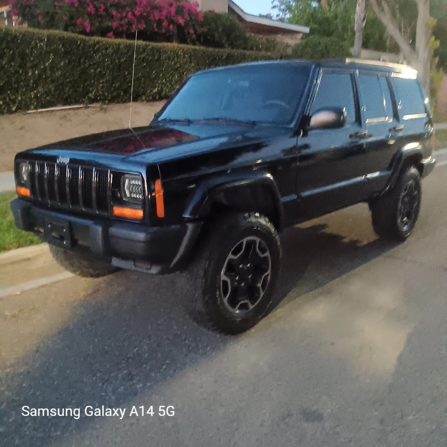 2000 Jeep Cherokee