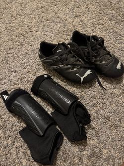 Toddler soccer cleats and shin guard
