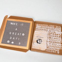 Underwood Felt Letterpress Board w/ Letters Unused Great Condition Message Board