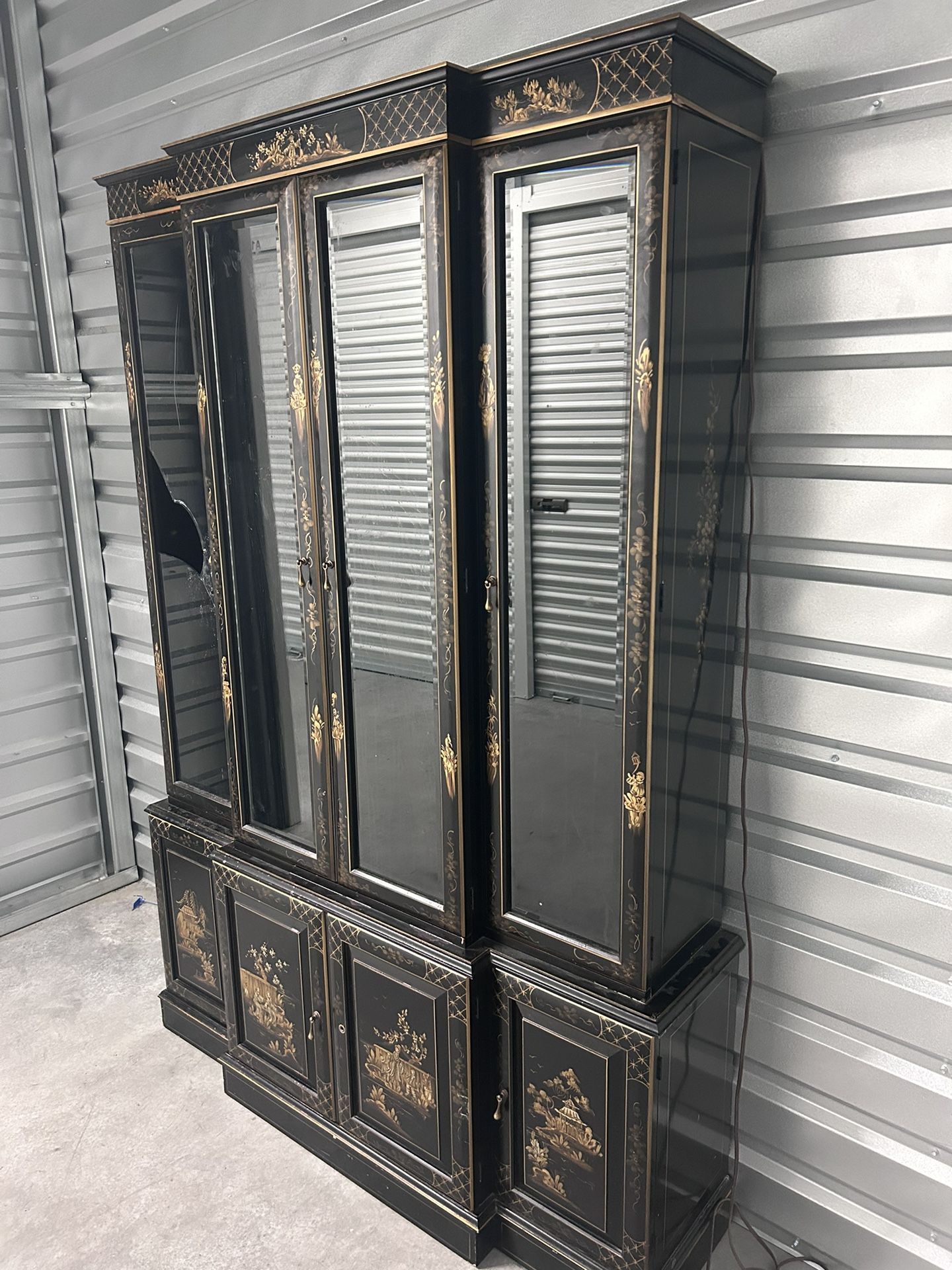 Authentic China Display Cabinet