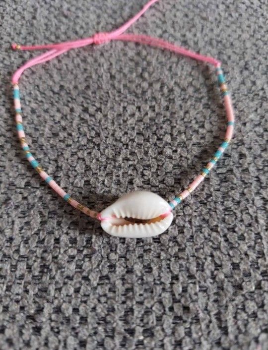 Pink Adjustable Beaded Shell Bracelet 