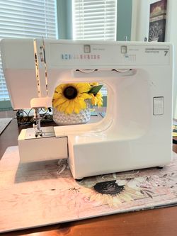 KENMORE SEWING MACHINE