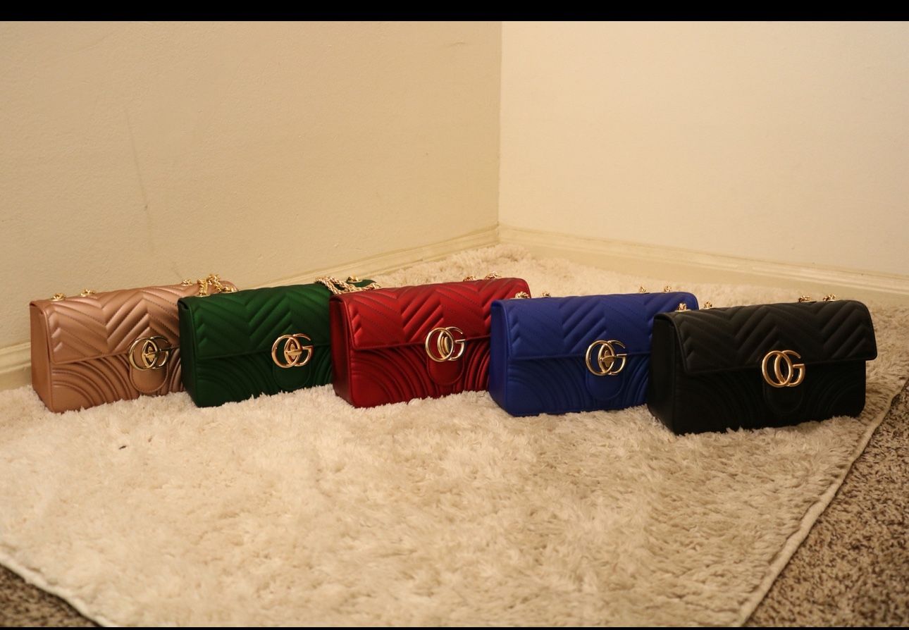 Outing Purse