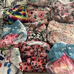 cloth diapers( like new)