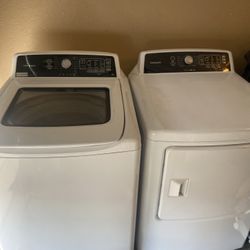 Washer & Dryer Set