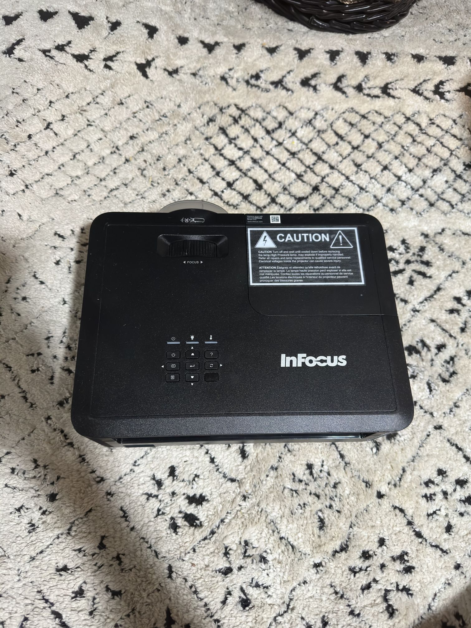 InFocus IN114B DLP 3D READY Projector