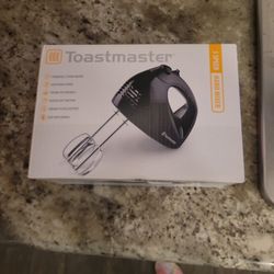 New Hand Mixer 5bspeeds By Toastmaster