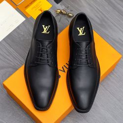LV Men’s Leather Shoes With Box 2026 New 