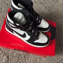 Air Jordan 1 High 85 