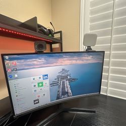 Full NzxT pc/streaming/gaming set up